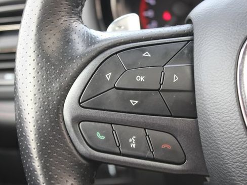 Used 2022 Dodge Durango R/T w/ Tow 'N Go Package AWD/4WD image 15