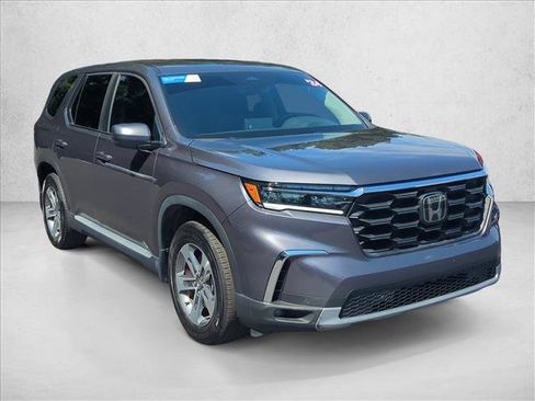 Used 2024 Honda Pilot EX-L image 3