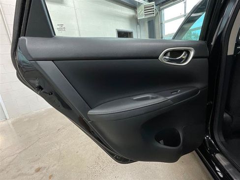Used 2019 Nissan Sentra SV FWD image 20