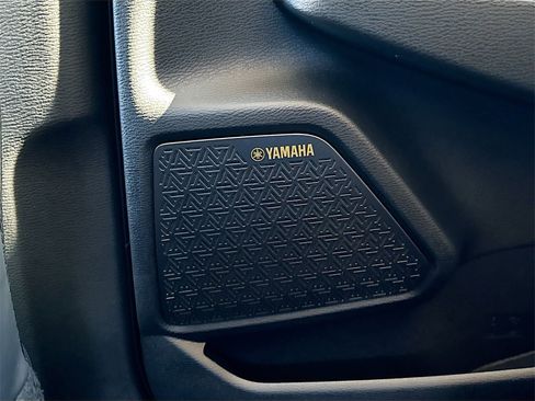 New 2026 Mitsubishi Outlander SE image 27