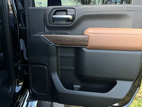 Used 2023 Chevrolet Silverado 2500 High Country w/ Z71 Off-Road Package AWD/4WD image 57