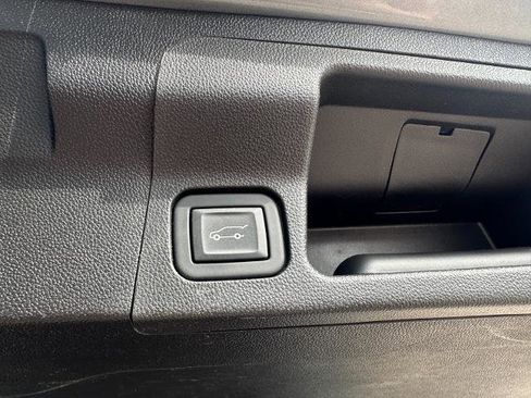 Used 2023 GMC Acadia AT4 w/ Technology Package AWD/4WD image 29