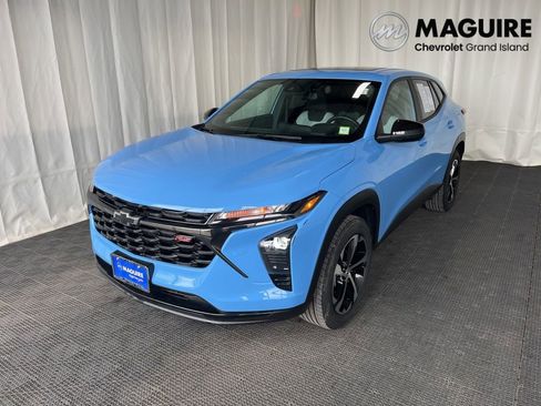 Used 2024 Chevrolet Trax RS w/ Sunroof Package image 29