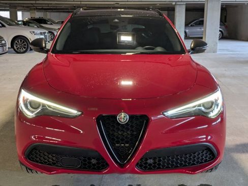 Used 2019 Alfa Romeo Stelvio Ti Sport w/ Quick Order Package 22S Sport image 2