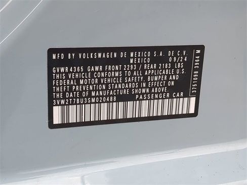 Certified 2025 Volkswagen Jetta GLI Autobahn image 34