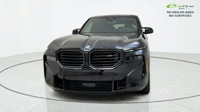 Used 2023 BMW XM AWD/4WD image 2