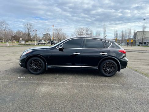 Used 2017 INFINITI QX50 AWD w/ Premium Plus Package image 8