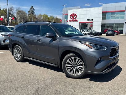 Used 2023 Toyota Highlander Platinum