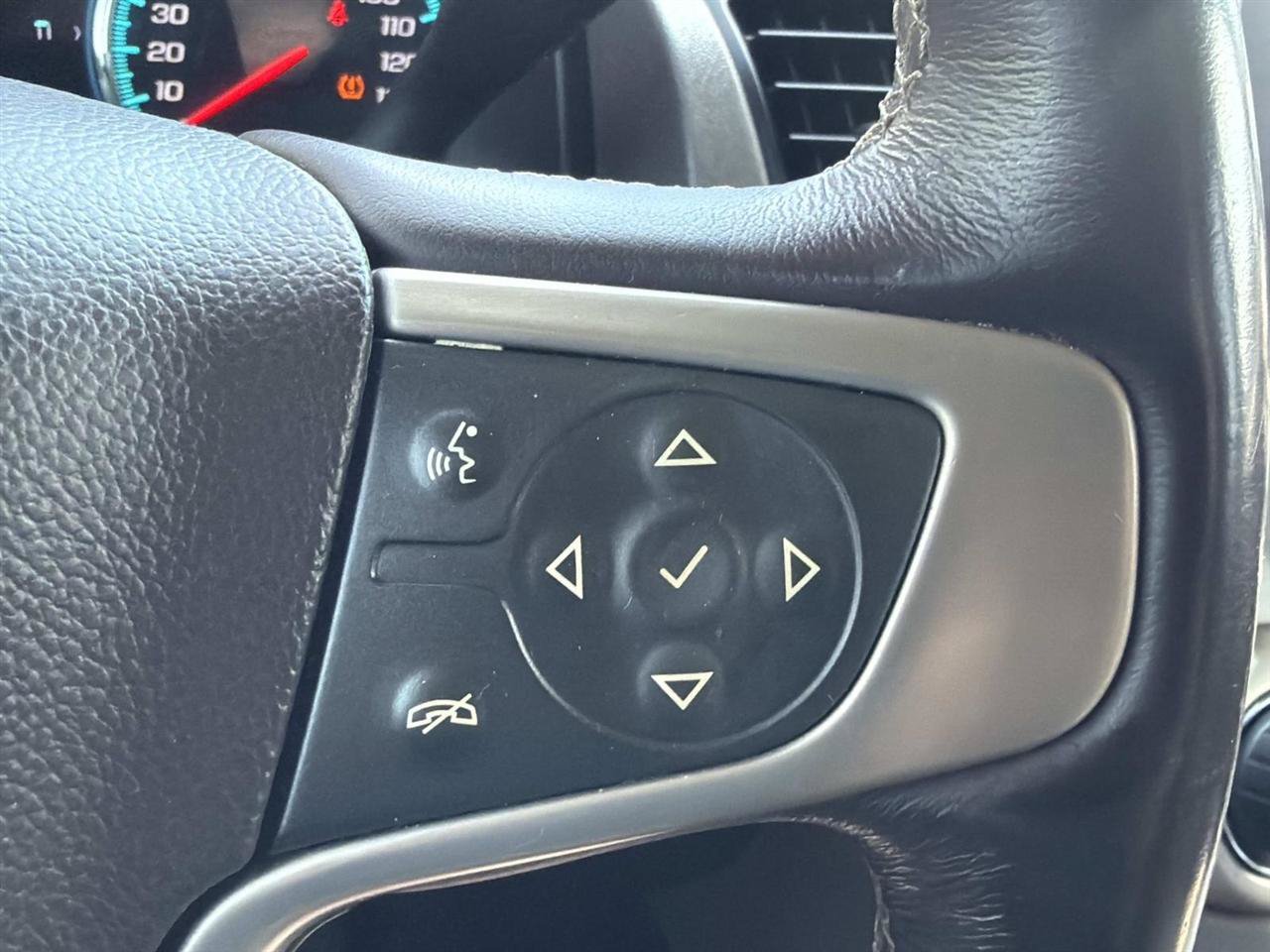 Used 2018 GMC Yukon Denali w/ Open Road Package RWD image 23