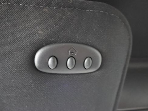 Used 2005 Chevrolet Corvette Coupe w/ Preferred Equipment Group RWD image 40