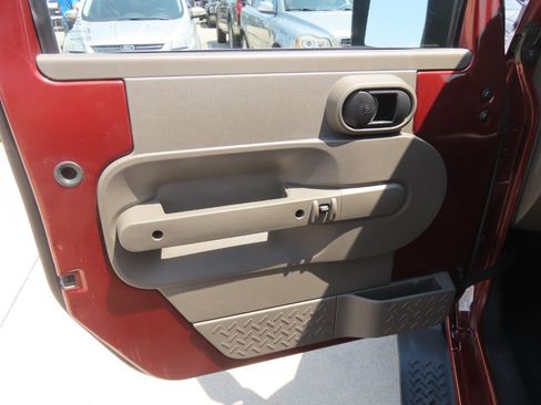 Used 2008 Jeep Wrangler Unlimited Sahara w/ Trailer Tow Group AWD/4WD image 24