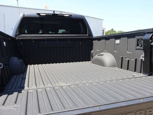 Used 2023 Toyota Tundra Platinum AWD/4WD image 15