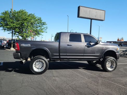 Used 2019 RAM 2500 Limited AWD/4WD image 2