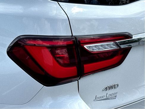 Used 2024 INFINITI QX80 Luxe image 25