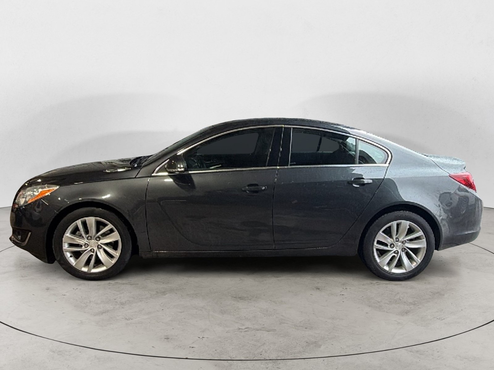 Used 2015 Buick Regal FWD image 3