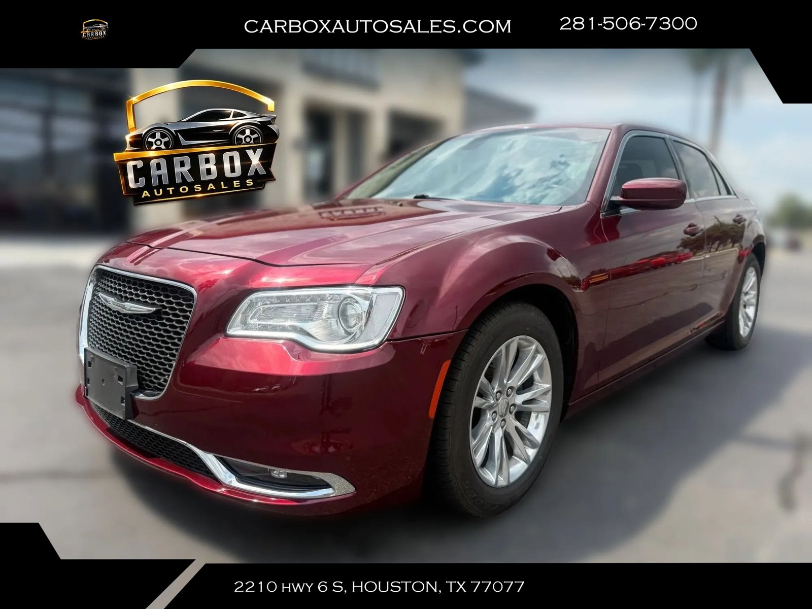 Used 2018 Chrysler 300 Touring L RWD image 2