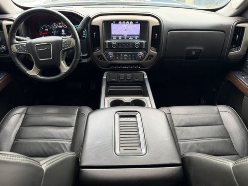 Used 2017 GMC Sierra 1500 Denali AWD/4WD image 17