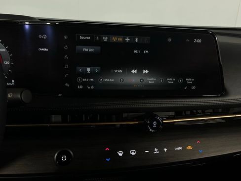 Used 2024 Nissan Ariya ENGAGE+ e-4ORCE image 17