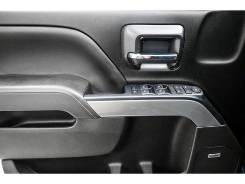 Used 2018 Chevrolet Silverado 1500 LT w/ All Star Edition AWD/4WD image 11