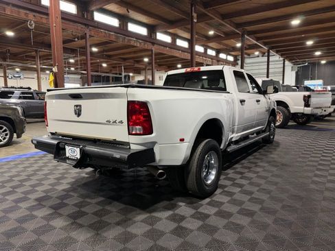 Used 2016 RAM 3500 Tradesman w/ Chrome Appearance Group image 5