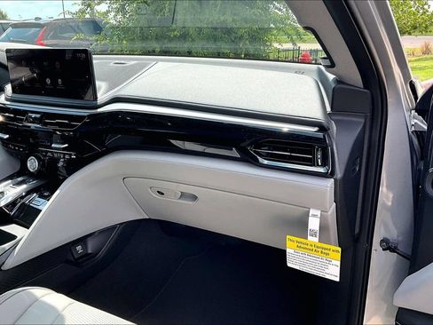 Certified 2026 Acura MDX FWD w/ Technology Package image 20