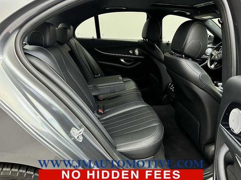 Used 2018 Mercedes-Benz E 300 4MATIC image 18