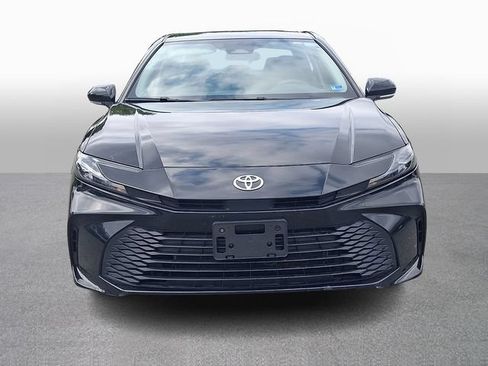 Used 2025 Toyota Camry LE FWD image 2