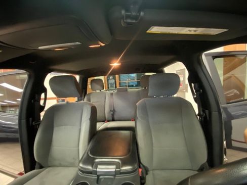 Used 2021 RAM 2500 Big Horn image 26