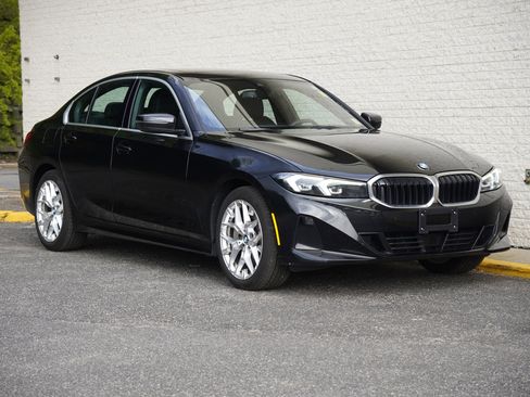 Used 2025 BMW 330i xDrive Sedan AWD/4WD image 9