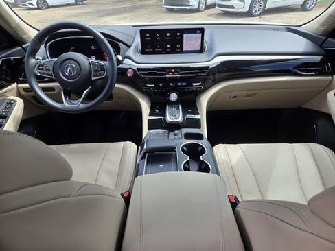 Used 2024 Acura MDX FWD w/ Technology Package image 8