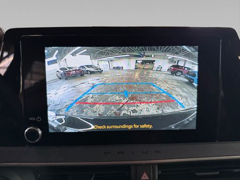 New 2026 Toyota Prius LE FWD image 16