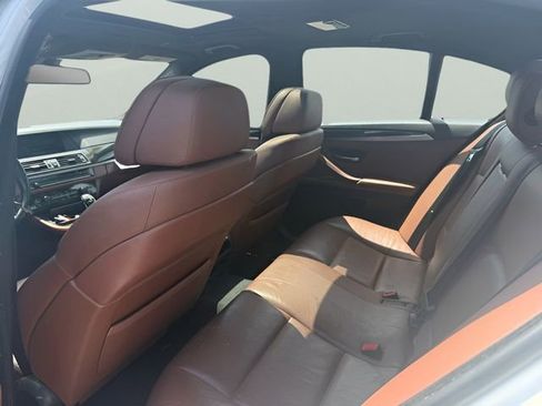 Used 2013 BMW 550i xDrive Sedan AWD/4WD image 9