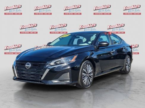 Used 2025 Nissan Altima 2.5 SV FWD image 1