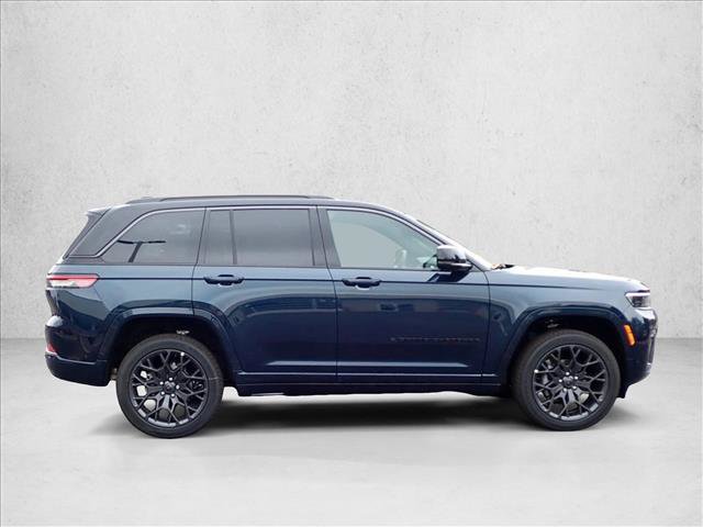 New 2027 Jeep Grand Cherokee Summit AWD/4WD image 5