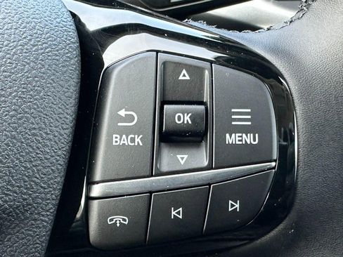 New 2025 Ford Escape SE image 12