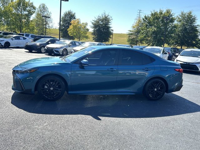 Used 2026 Toyota Camry SE w/ Multimedia Upgrade Package FWD image 7