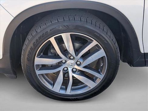 Used 2016 Honda Pilot Elite image 10