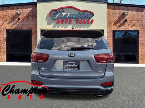 Used 2020 Kia Sorento LX FWD image 5