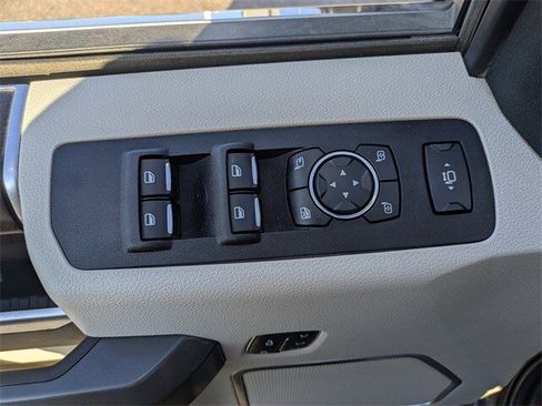 Used 2022 Ford F150 Lariat w/ FX4 Off-Road Package image 18