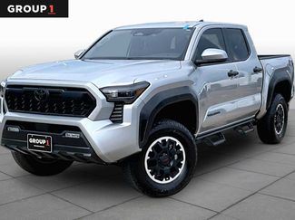 Used 2024 Toyota Tacoma TRD Off-Road AWD/4WD video 1