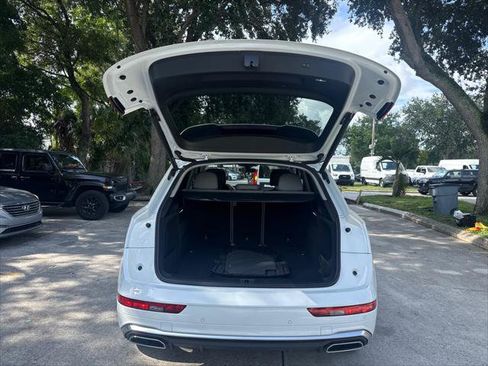 Used 2023 Audi Q5 2.0T Premium Plus w/ Premium Plus Package AWD/4WD image 21