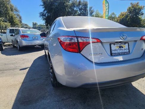 Used 2016 Toyota Corolla S Premium image 3