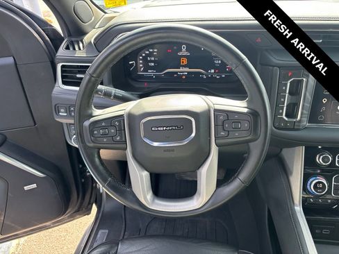 Used 2023 GMC Yukon XL Denali AWD/4WD image 9