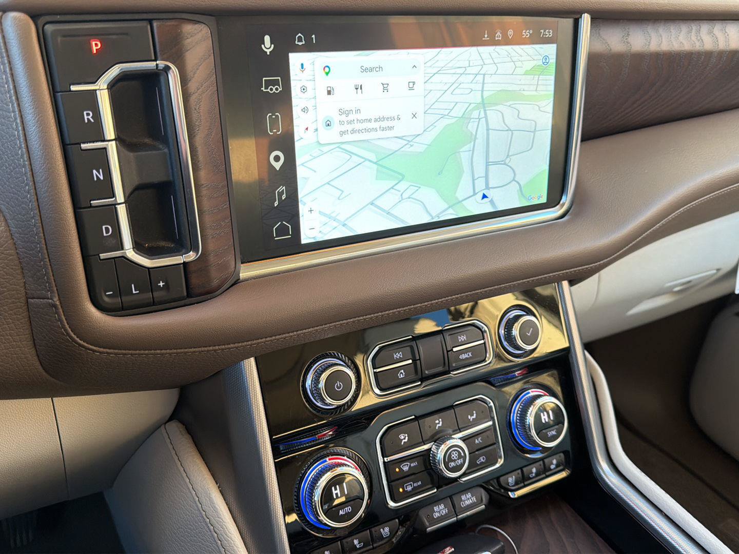 Used 2023 GMC Yukon Denali AWD/4WD image 10
