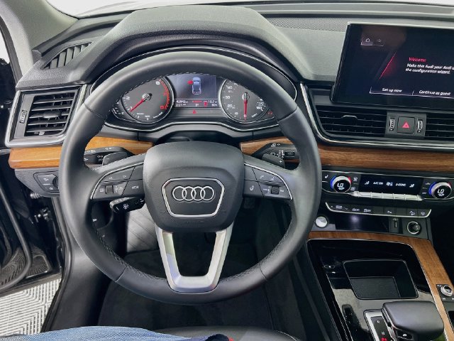 Used 2023 Audi Q5 2.0T Premium w/ Convenience Package AWD/4WD image 20