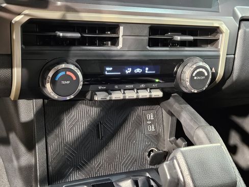 Used 2024 Toyota Tacoma SR5 image 31