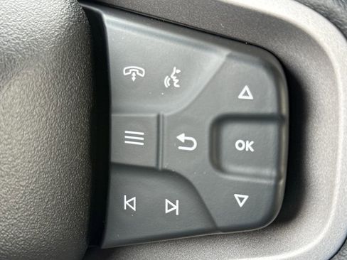 New 2025 Ford Bronco Badlands image 32