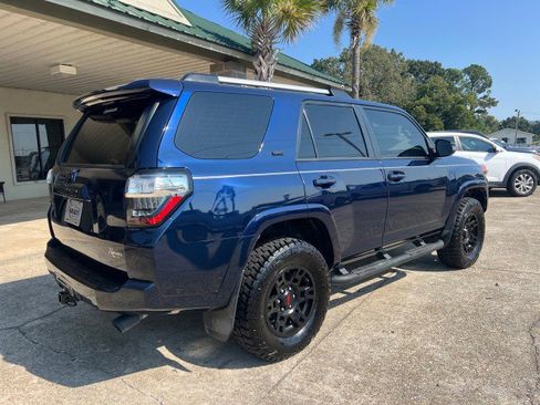 Used 2021 Toyota 4Runner SR5 Premium w/ Moonroof Package image 5
