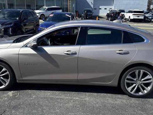 Used 2023 Chevrolet Malibu LT image 7