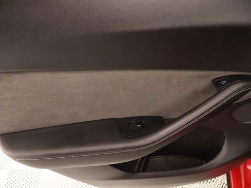 Used 2023 Tesla Model Y Performance AWD/4WD image 15